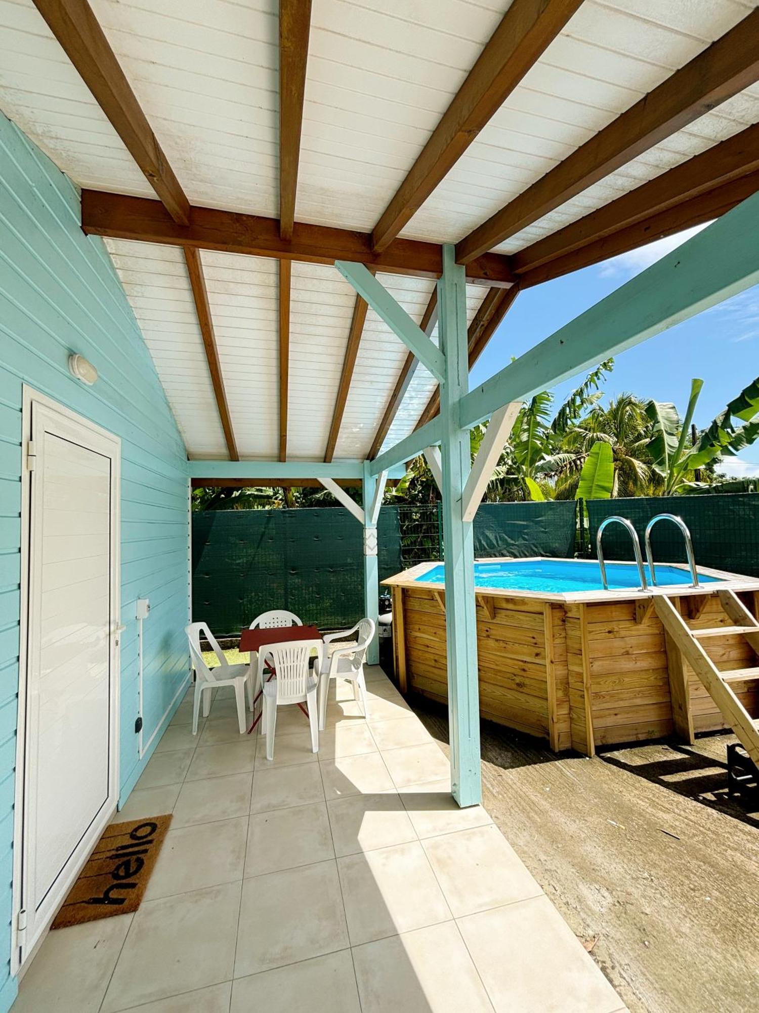 Bunghello Village Piscine & Spa Trois-Rivières 외부 사진